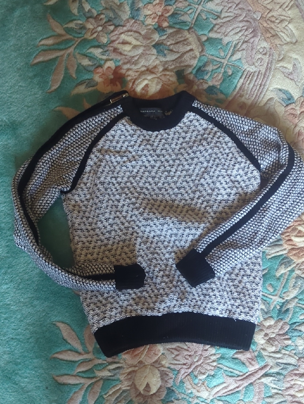 Barbara Bui Black and White Knit Sweater